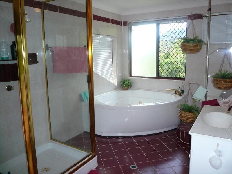 2 Rockton Place,, Mooroobool QLD 4870