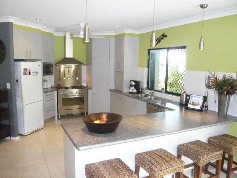 17 Burranong Street, Kewarra Beach QLD 4879