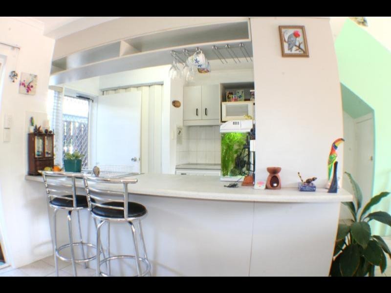 2/314 Draper Street, Parramatta Park QLD 4870