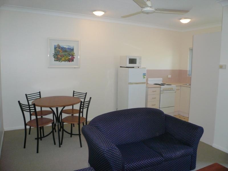 1/1 Cannon Street, Manunda QLD 4870