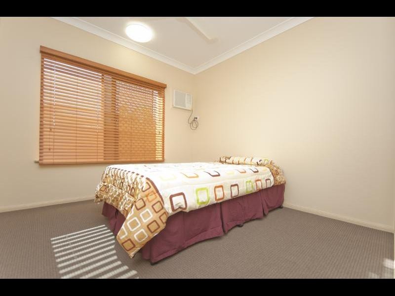 35 Bassett Street, Kanimbla QLD 4870