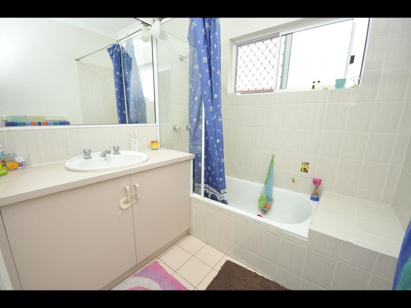 112 Loridan Drive, Brinsmead QLD 4870