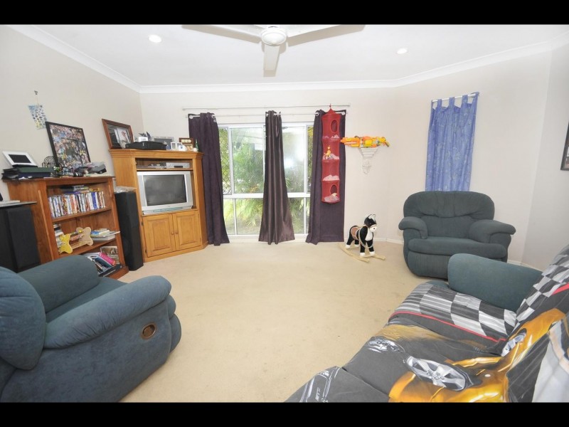 112 Loridan Drive, Brinsmead QLD 4870