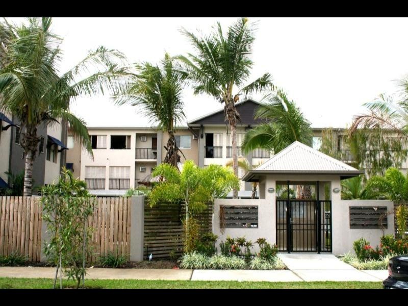 312/2-3 Centenary Close, Manoora QLD 4870