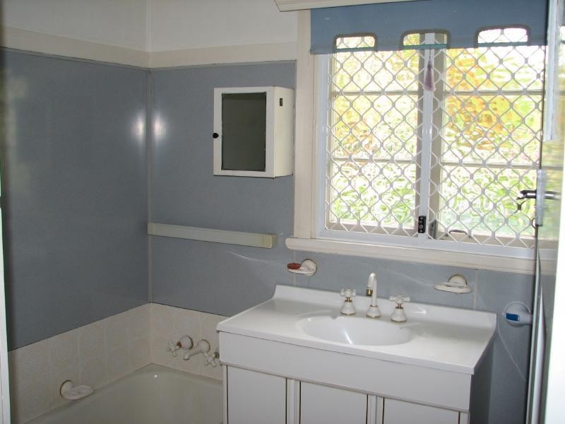 208 Woodward Street, Whitfield QLD 4870