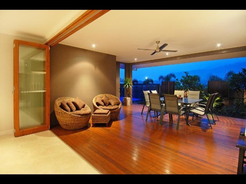 6 Port Close, Trinity Beach QLD 4879