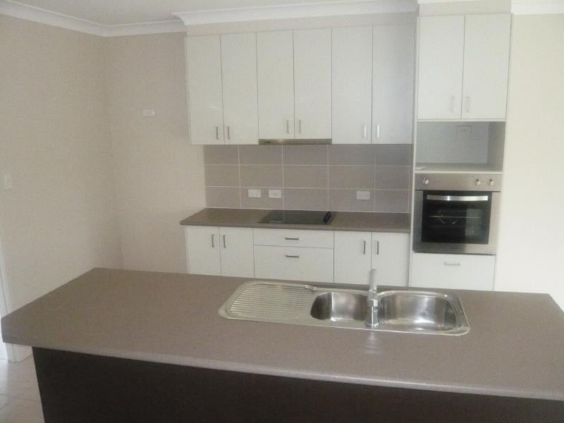 87 Roberts Road, Trinity Beach QLD 4879