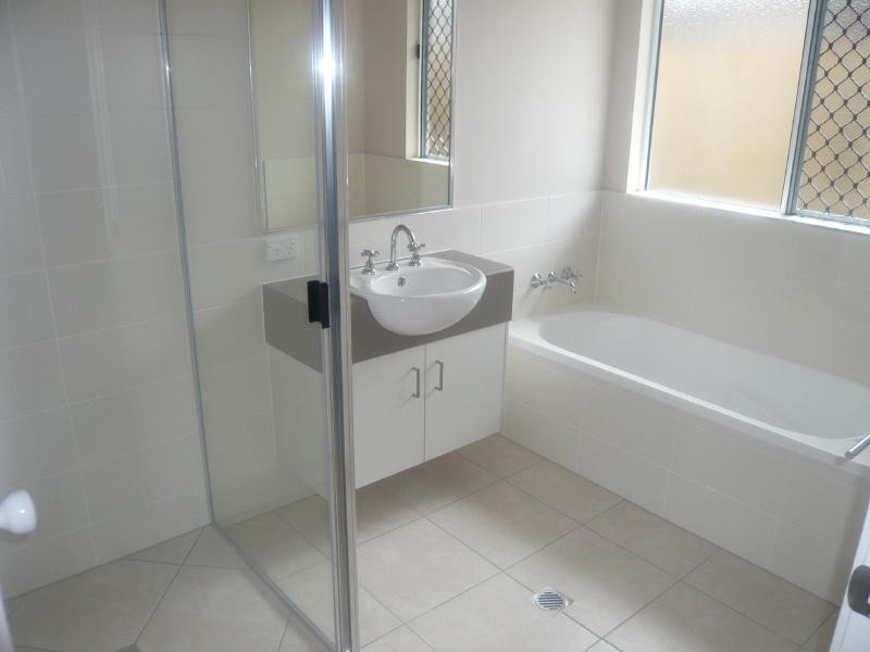 87 Roberts Road, Trinity Beach QLD 4879