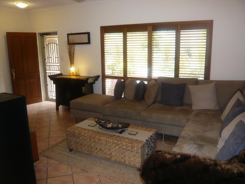 10 Sarina Close, Kewarra Beach QLD 4879