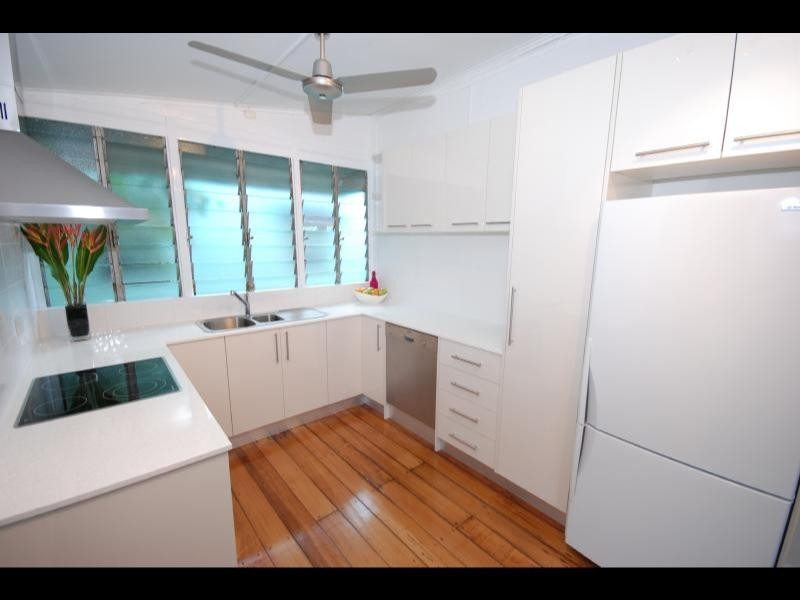 5 Parramatta St, Parramatta Park QLD 4870