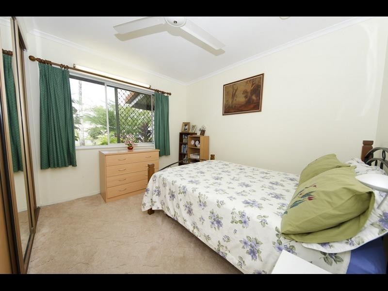 4 McGregor Street, Manoora QLD 4870