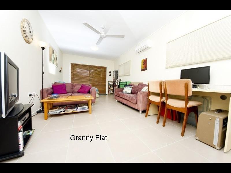 4 McGregor Street, Manoora QLD 4870