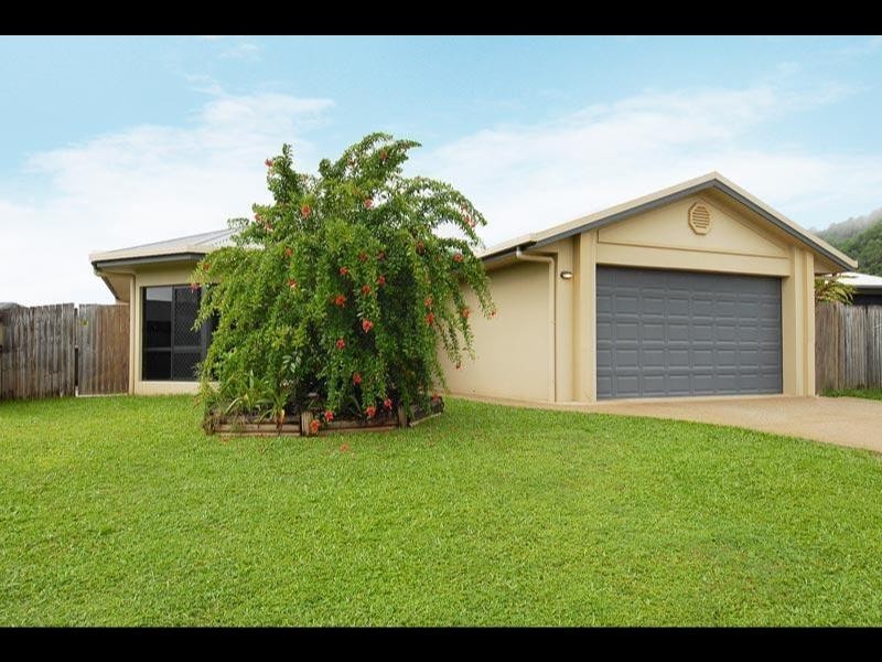 35  Bassett Street, Kanimbla QLD 4870