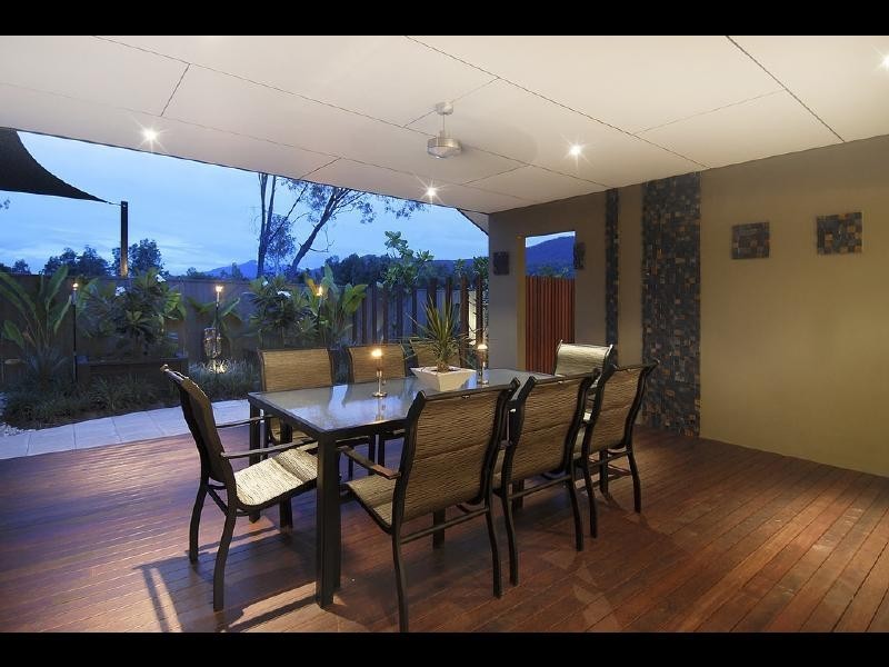 79 Roberts Road, Trinity Beach QLD 4879