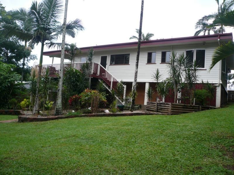 70 Upper Perkins St, Manoora QLD 4870