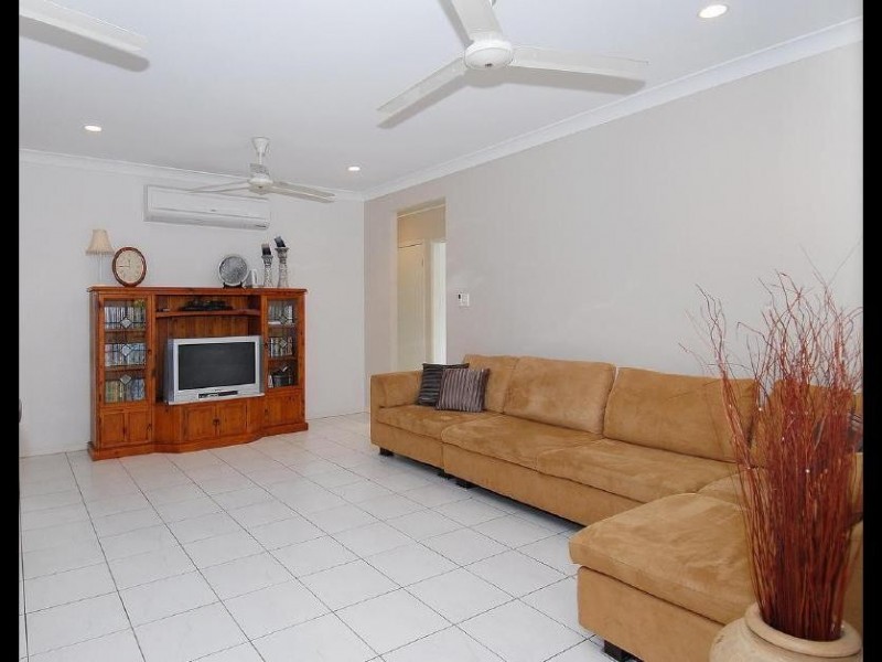 37 Monterey Street, Kewarra Beach QLD 4879