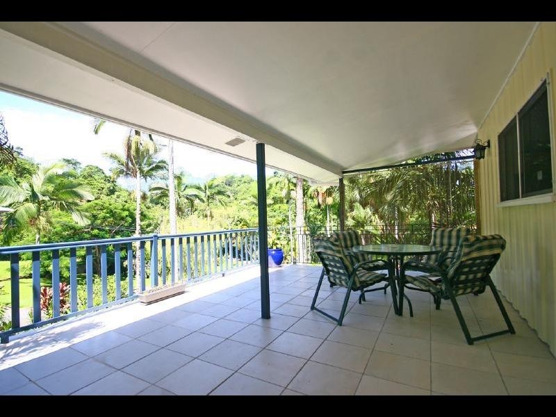 14  Blue Hills cres, Freshwater QLD 4870