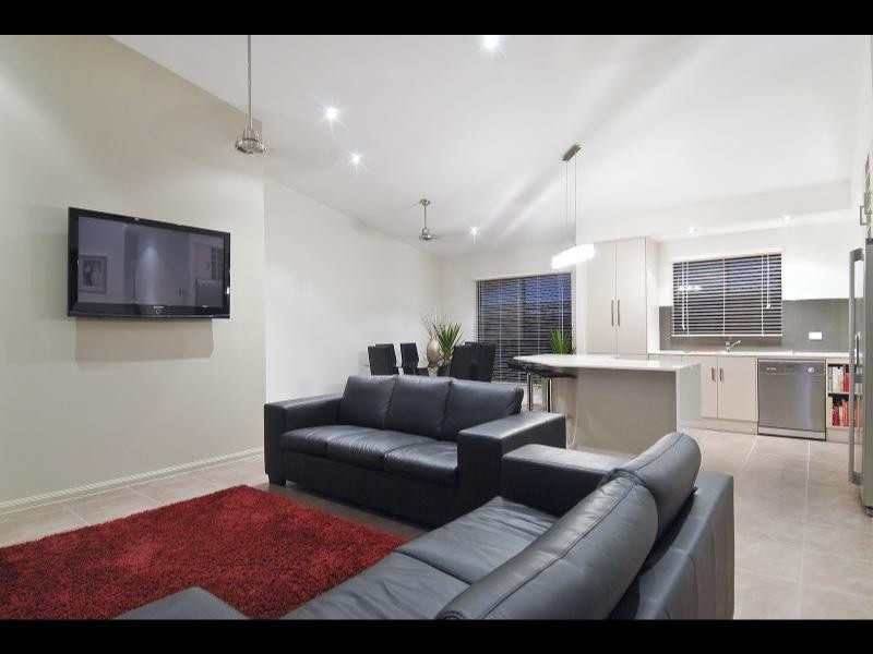 89 Roberts Drive, Trinity Beach QLD 4879