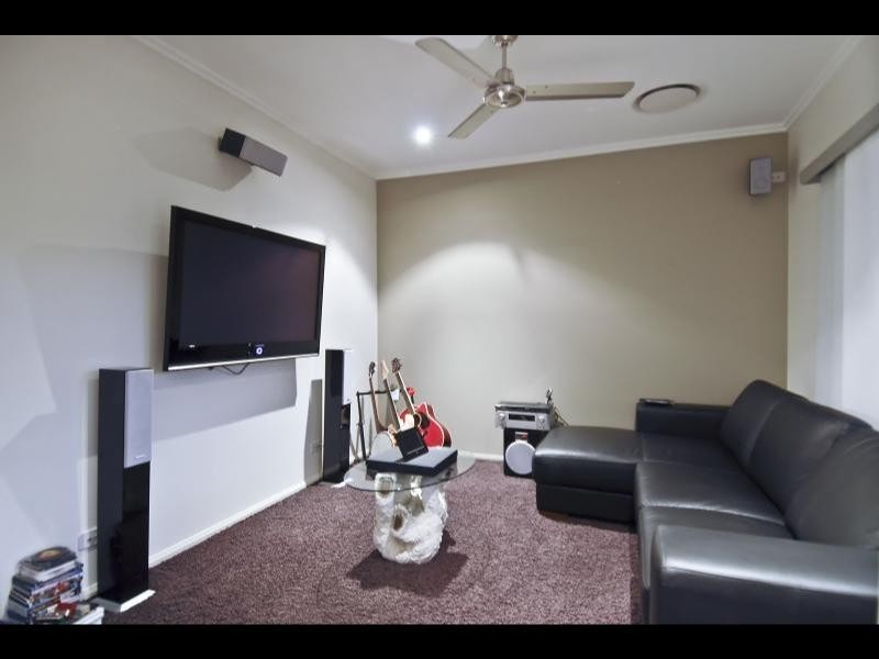 89 Roberts Drive, Trinity Beach QLD 4879