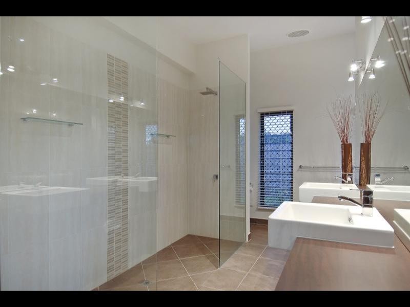 89 Roberts Drive, Trinity Beach QLD 4879