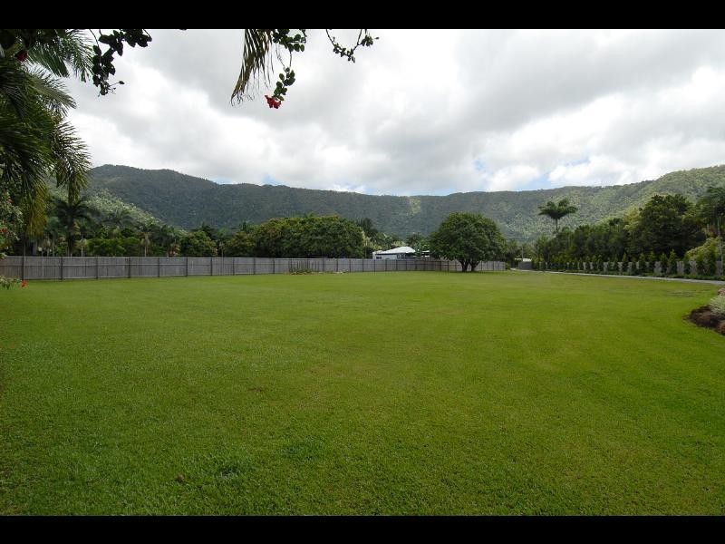 28 Joseph Banks Close, Kewarra Beach QLD 4879