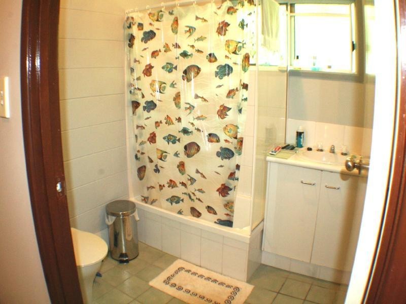 2/126 Pease St, Manoora QLD 4870