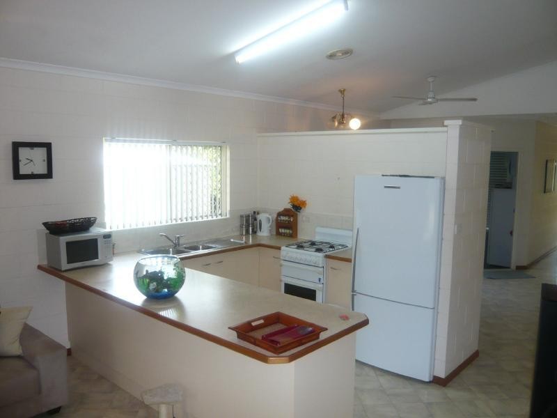 1 Burney Court, Kewarra Beach QLD 4879