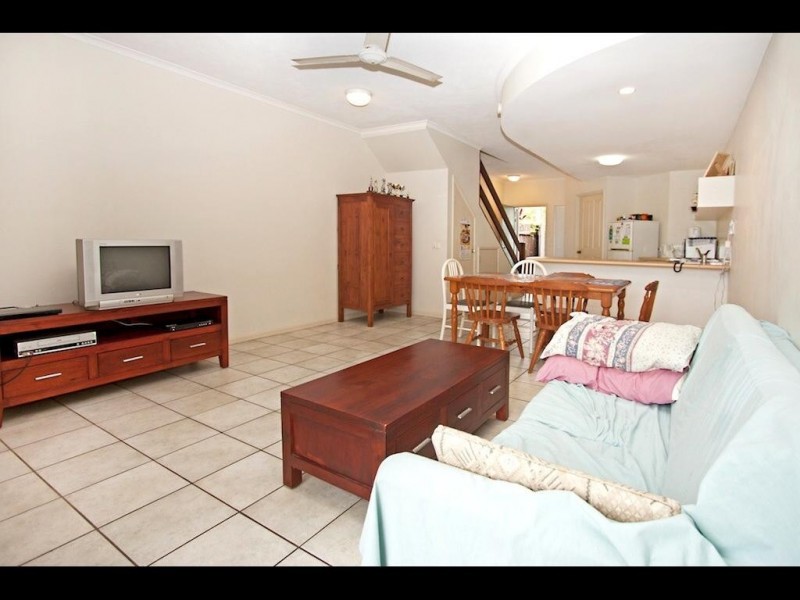 16/7A Grantala Street, Manoora QLD 4870