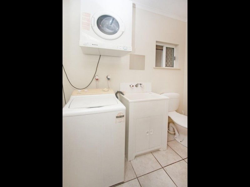 16/7A Grantala Street, Manoora QLD 4870
