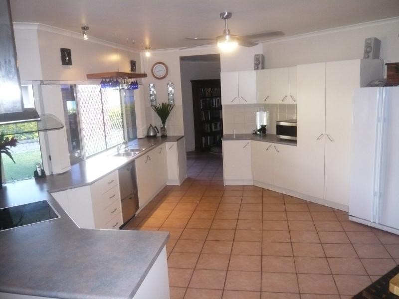 2 Cardamine Street, Kewarra Beach QLD 4879
