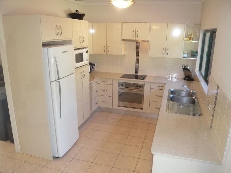 52 Cunningham Street, Yorkeys Knob QLD 4878