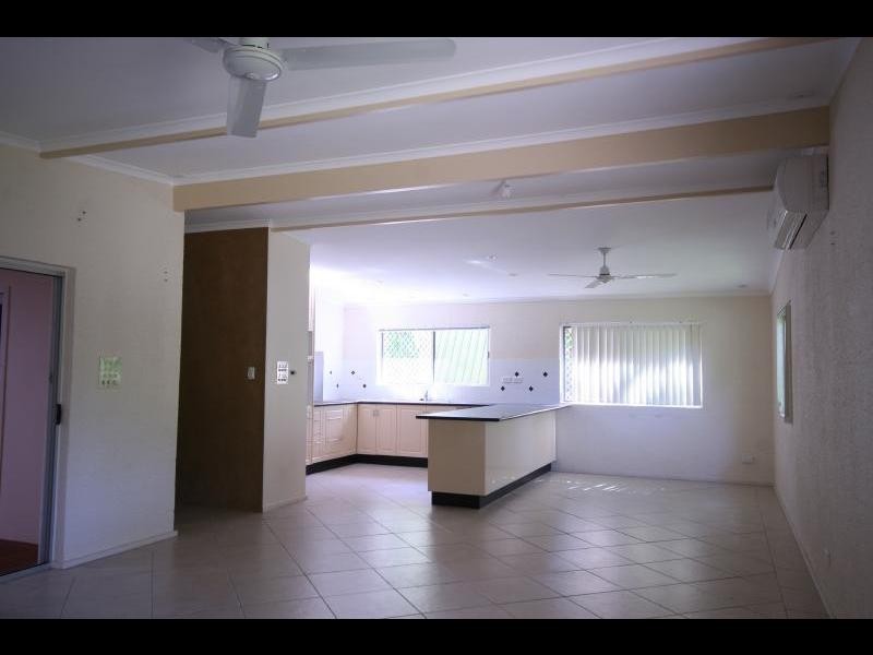 9 Derby Street, Yorkeys Knob QLD 4878