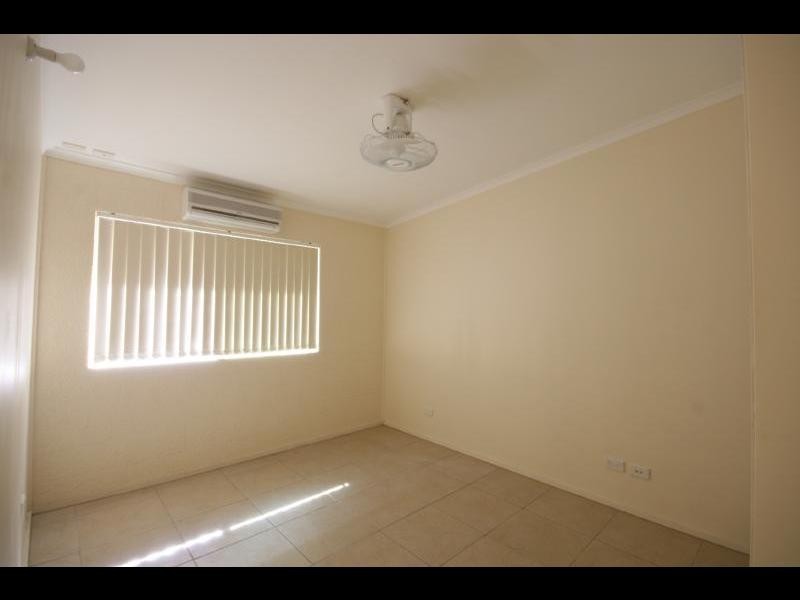 9 Derby Street, Yorkeys Knob QLD 4878