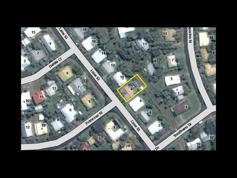8 Lime Street, Mooroobool QLD 4870