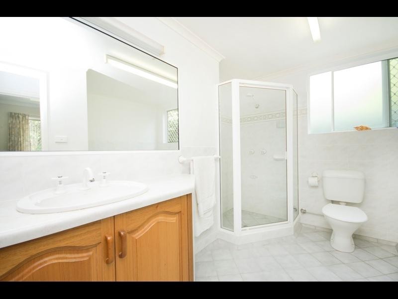 12 Forum Close, Mooroobool QLD 4870