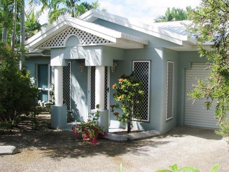 Manoora QLD 4870