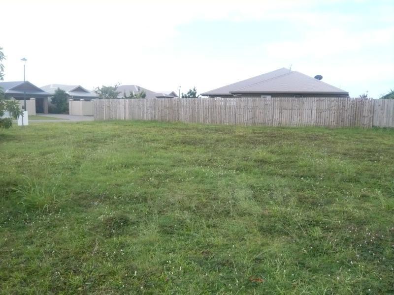 1 Valla Close, Kewarra Beach QLD 4879