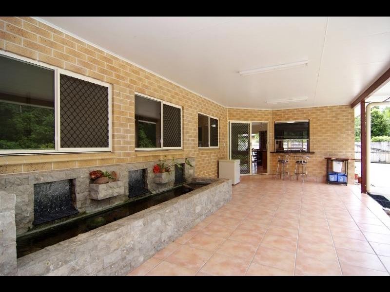 4 Sailfish Close, Kanimbla QLD 4870