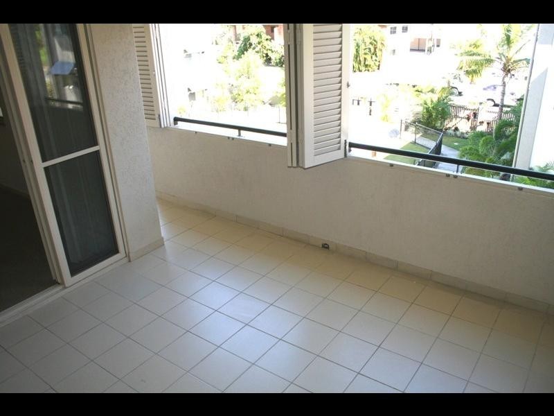 314/2-8 Centenary Close, Manoora QLD 4870