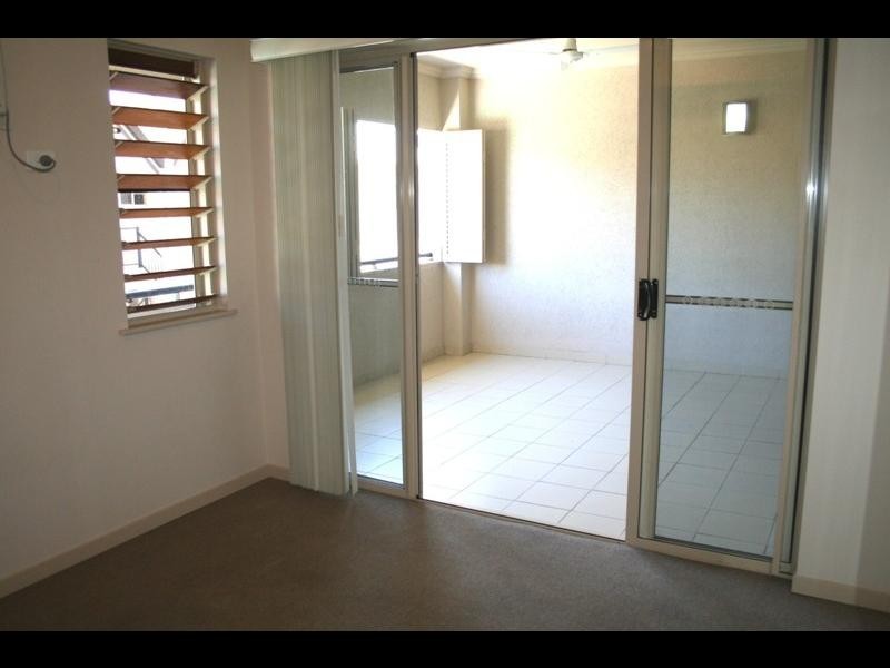 314/2-8 Centenary Close, Manoora QLD 4870