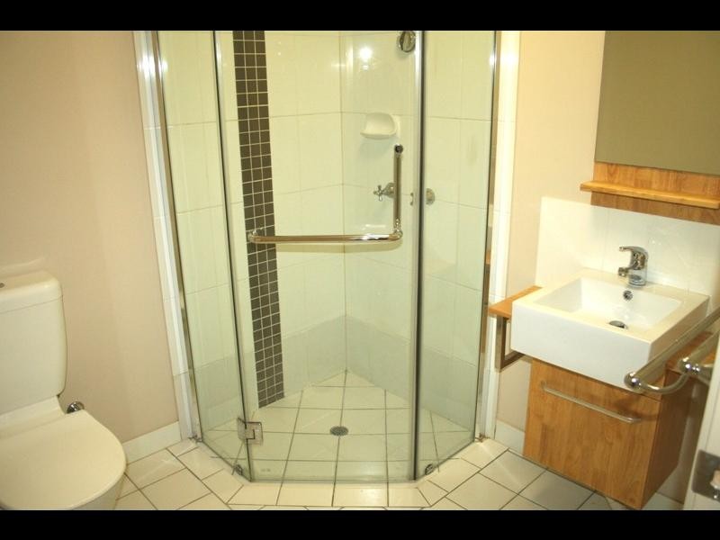 314/2-8 Centenary Close, Manoora QLD 4870