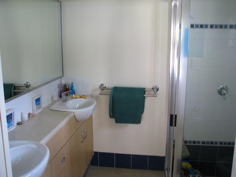 10 Ellie Banning Close, Redlynch QLD 4870