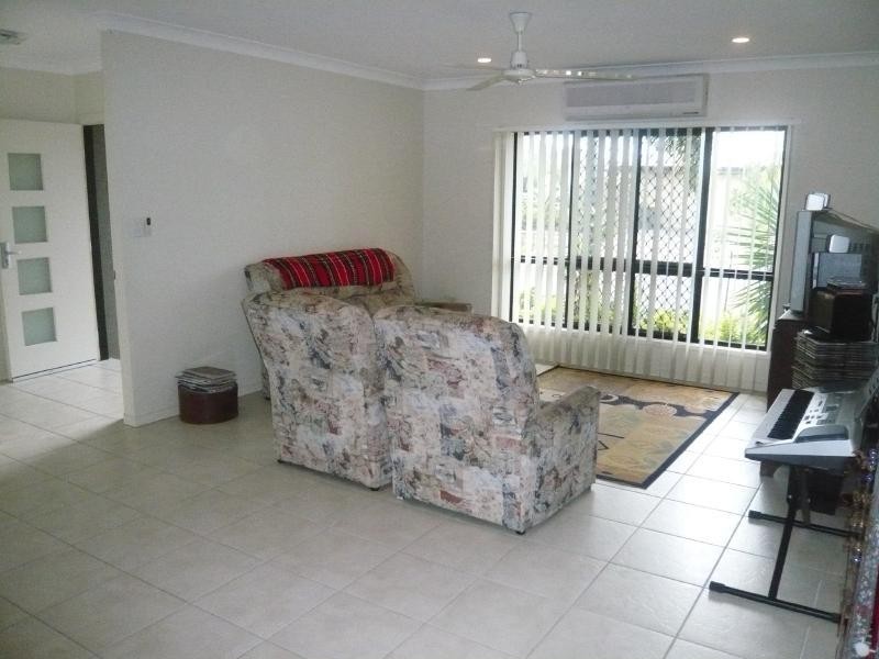 18 Moojeeba Way, Trinity Park QLD 4879