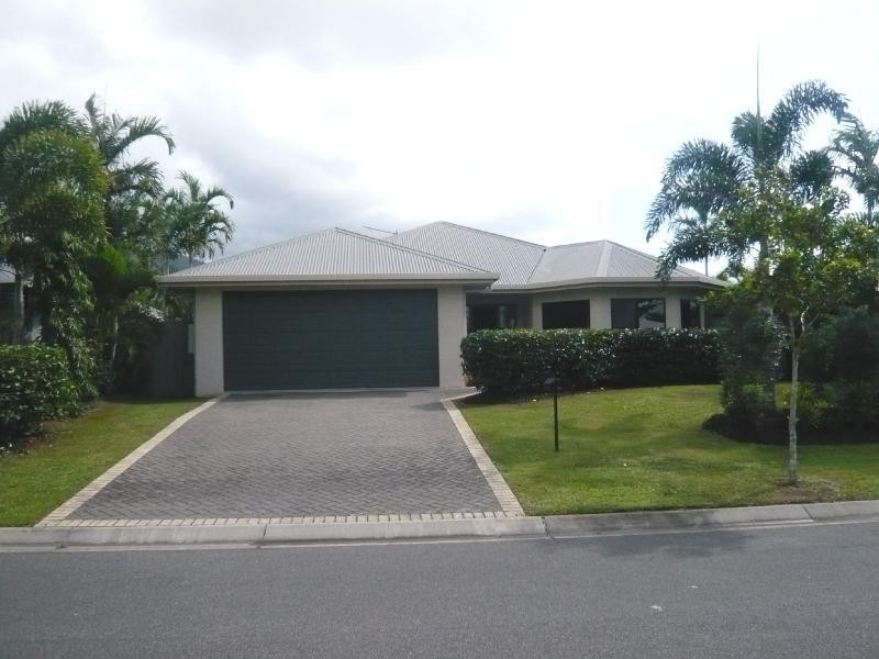 10 Bronte Close, Kewarra Beach QLD 4879