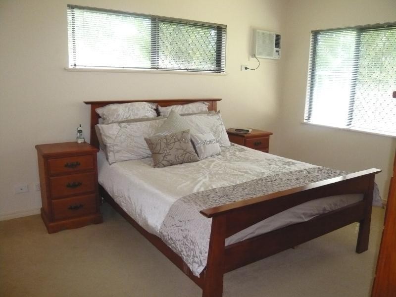 10 Bronte Close, Kewarra Beach QLD 4879