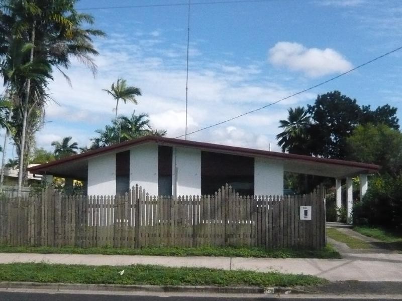 23 Oleander Street, Holloways Beach QLD 4878