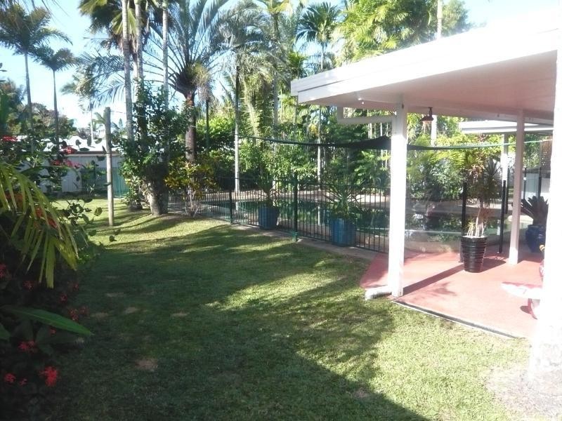 18 Jules Street, Kewarra Beach QLD 4879