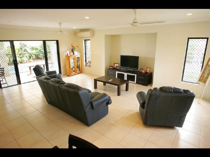 30 Moojeeba Way, Trinity Park QLD 4879