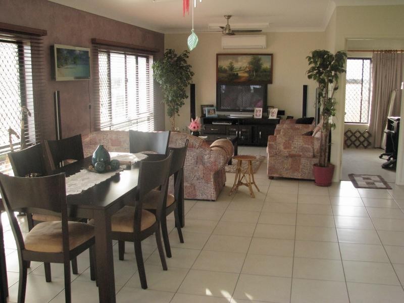 7 Fivespan Close, Brinsmead QLD 4870