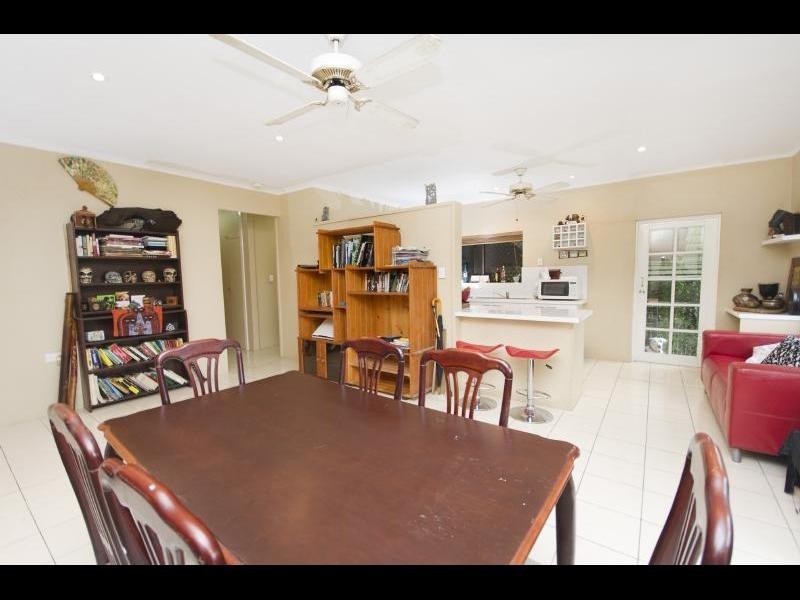 42 Irene Street, Mooroobool QLD 4870